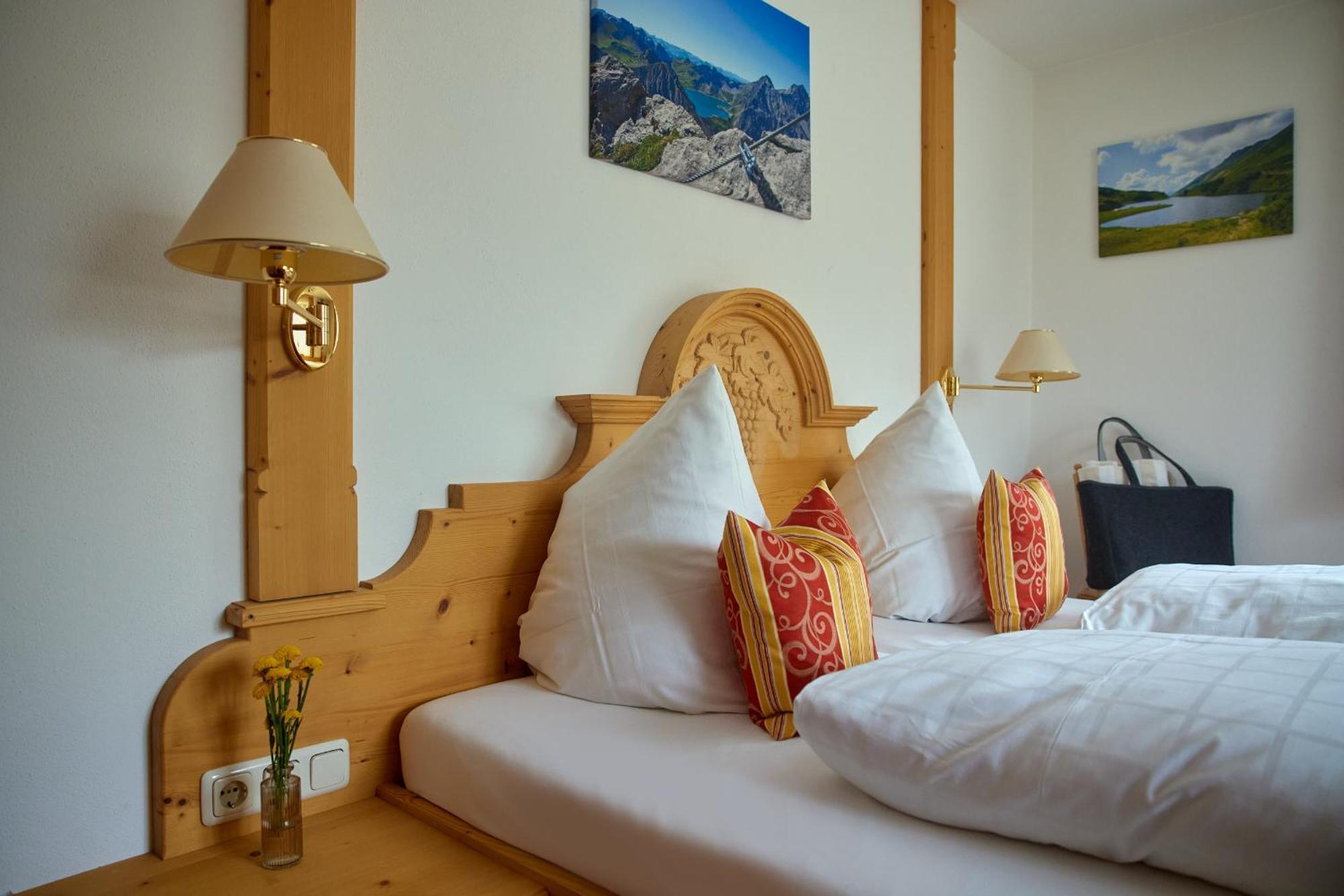Hotel Montafon Moments Gortipohl Exterior foto